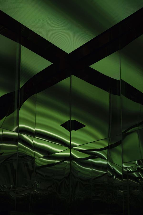 LACOSTE LIGHTCLUB