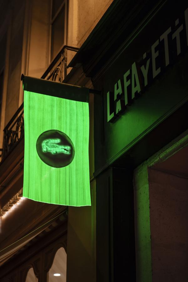 LACOSTE LIGHTCLUB