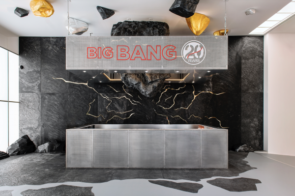 Big Bang anniversary Booth WW25
